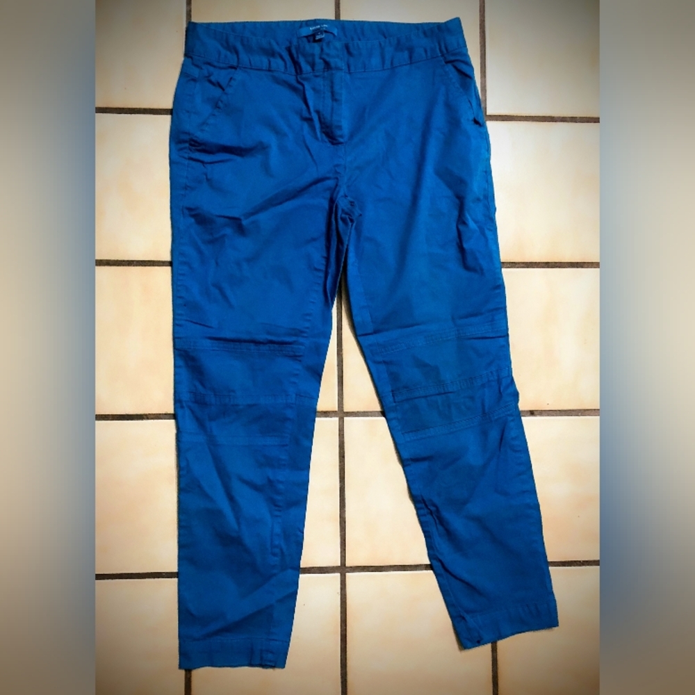 Women’s size 8 Blue Casual Pants